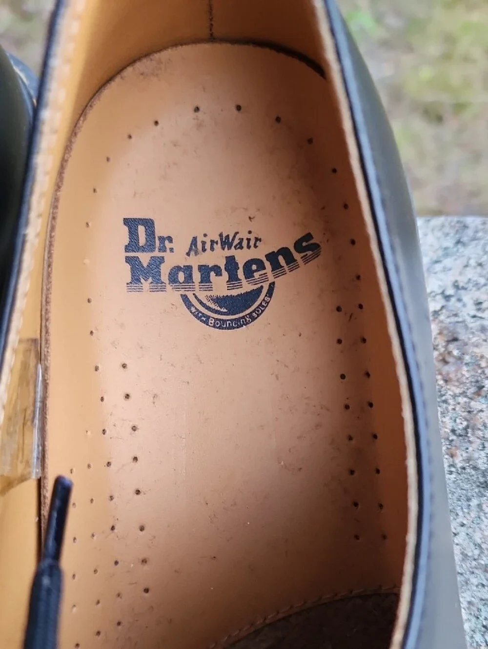 Dr. Martens classic black